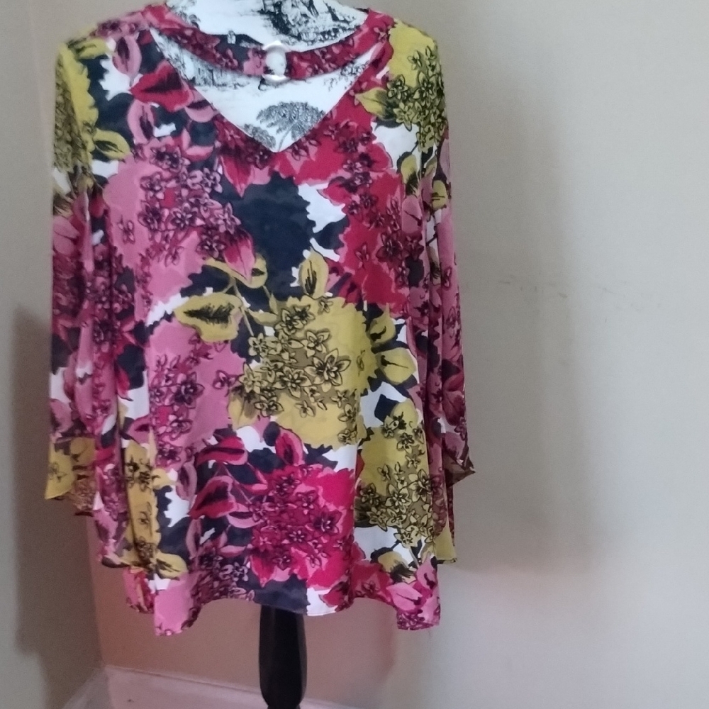 Vibrant Floral V-Neck Blouse